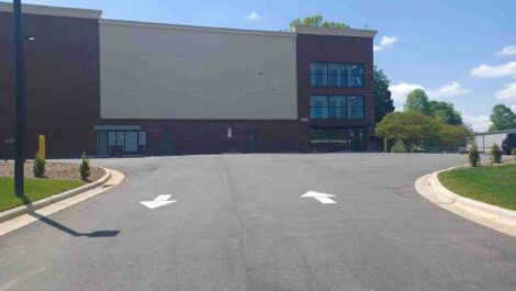 Wide drive up at Mini Storage Depot Gastonia.
